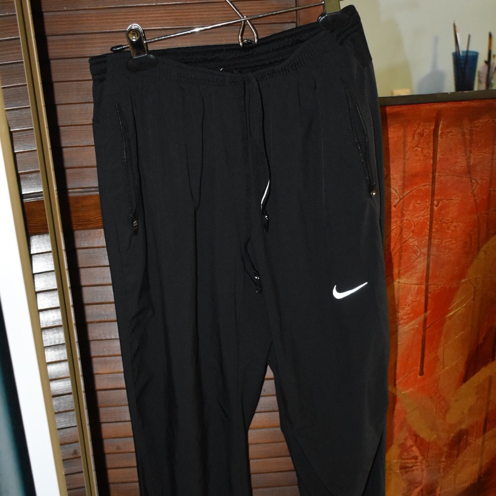 Loose fit Nike running joggers